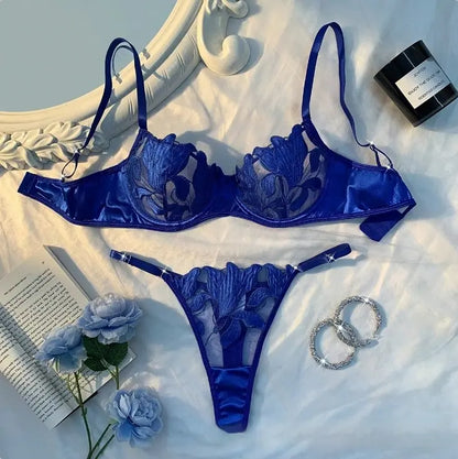 Sexy 2-Piece Floral Lace Lingerie Set - Underwire Bra & Garter Belt